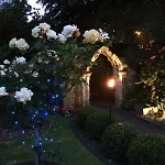 The Priory بيت ضيافة