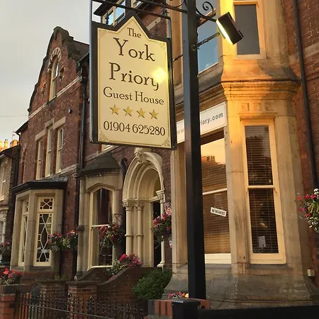 The Priory Affittacamere York