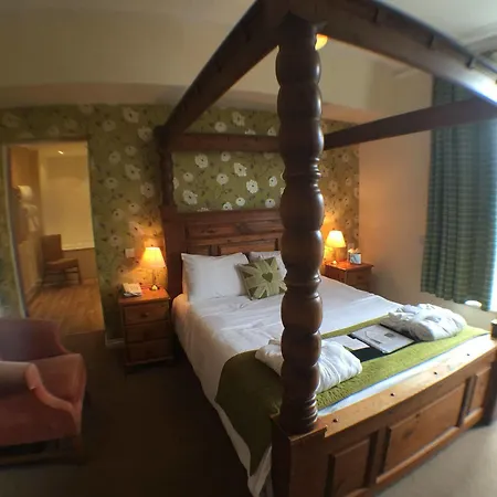 The Priory 4* יורק